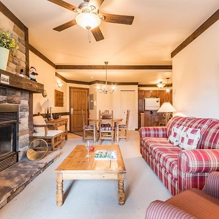 Algonquin By Tremblant Sunstar Apartment มงต์-ทร็องบล็องต์ ภายนอก รูปภาพ