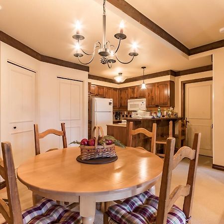 Algonquin By Tremblant Sunstar Apartment มงต์-ทร็องบล็องต์ ภายนอก รูปภาพ