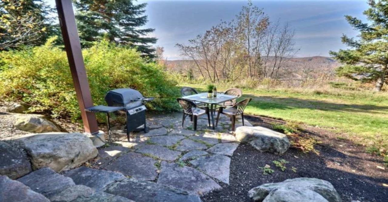 Algonquin By Tremblant Sunstar Apartment มงต์-ทร็องบล็องต์ ภายนอก รูปภาพ